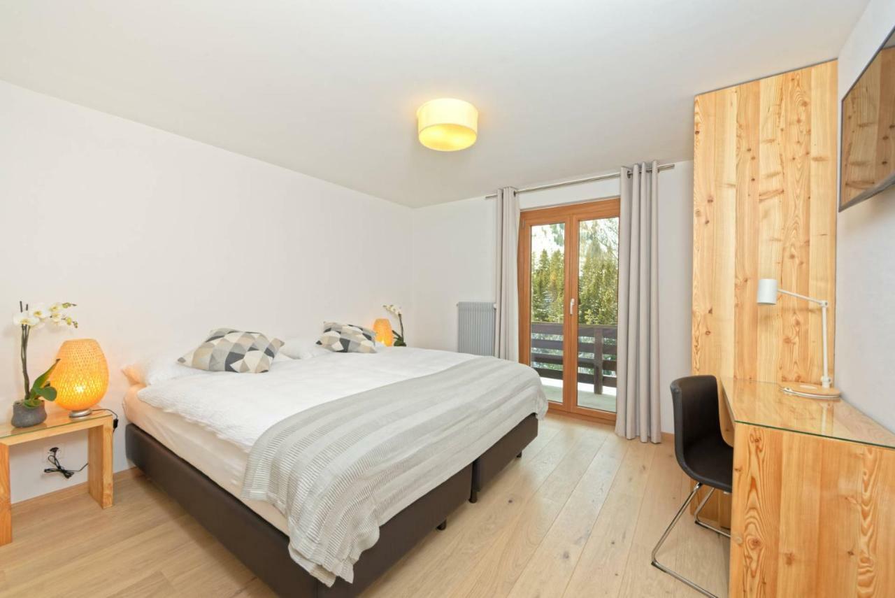 Hotel Edelweiss La Fouly Bagian luar foto